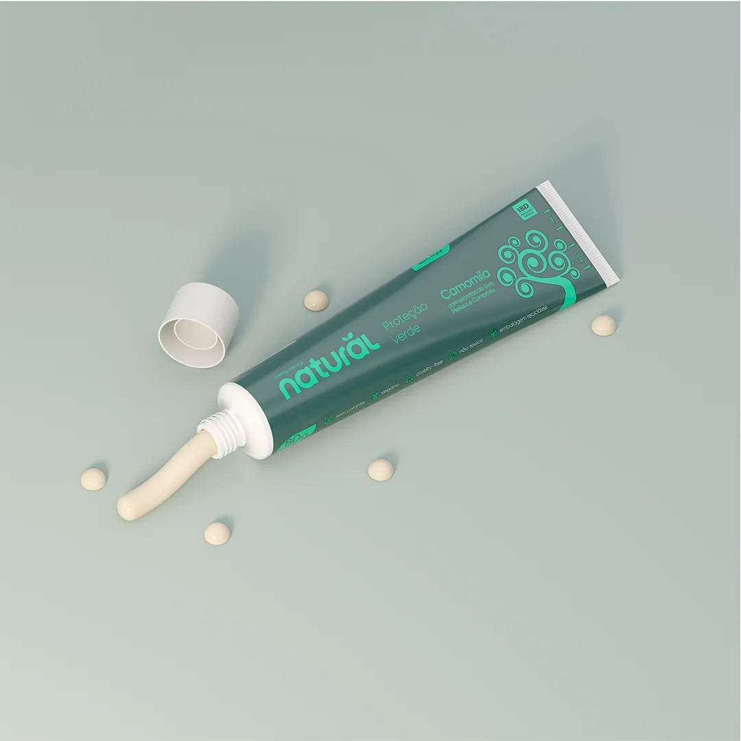 Creme Dental Natural com Extratos de Camomila, Melissa e Uva 80g