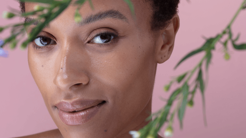Clean Beauty: entenda o conceito e como aplicar na sua rotina de cuidados